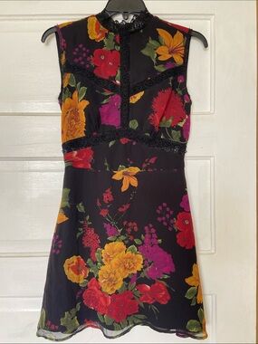 Guess by Marciano Black Floral Lace-Trim Sleeveless Mini Dress XS
